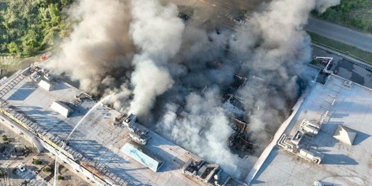 러시아, 우크라 코카콜라 공장까지 공격…젤렌스키 “미국에 보내는 신호”