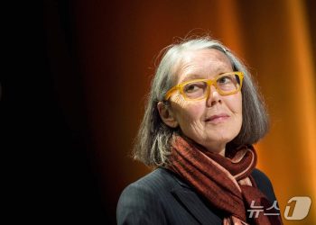 “다들 미친 것 같다”…앤 카슨의 노벨문학상