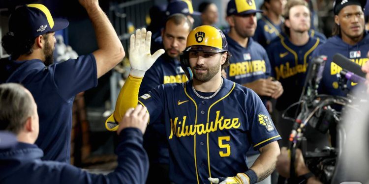 밀워키, 다저스 벼랑 끝 몰았다…NLCS 3연승 ‘월드시리즈 1승 남았다’